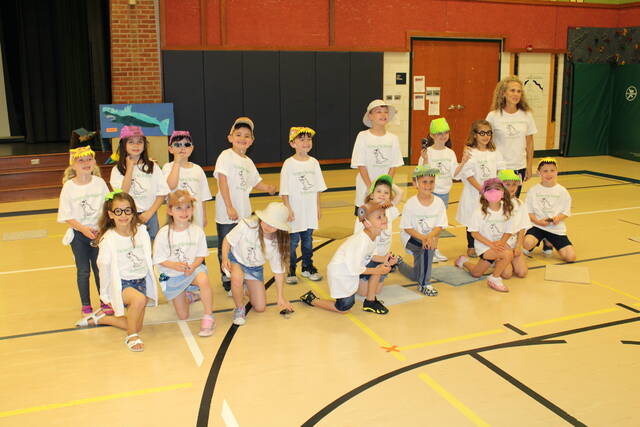 5219367_web1_sew-DinoPlay-071422