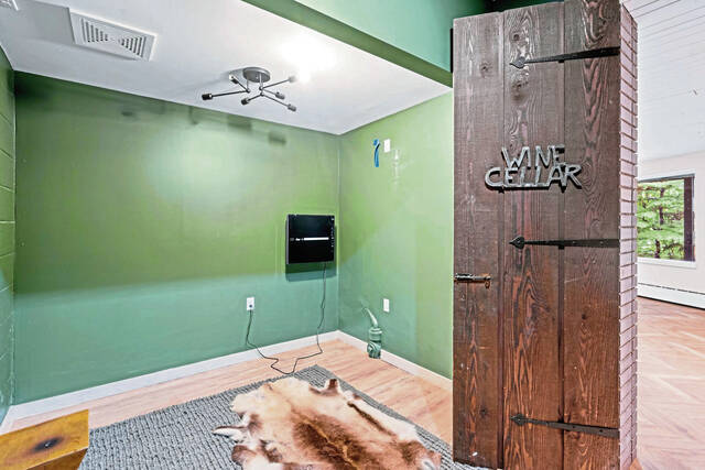 5223995_web1_PTR-RosslynHouse-9