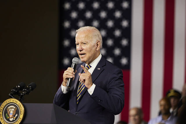 5232618_web1_US-NEWS-BIDEN-ECONOMY-GET