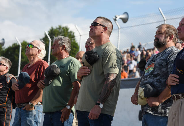 5242510_web1_gtr-quecreekspeedway005-071722