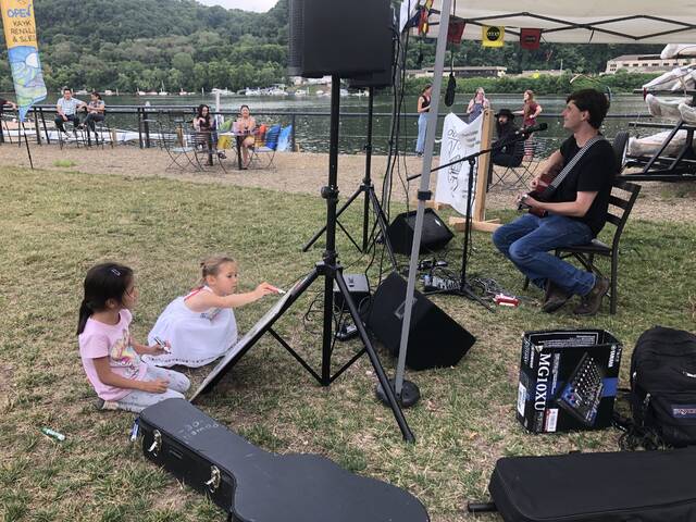5250937_web1_HER-AspConcerts-072822