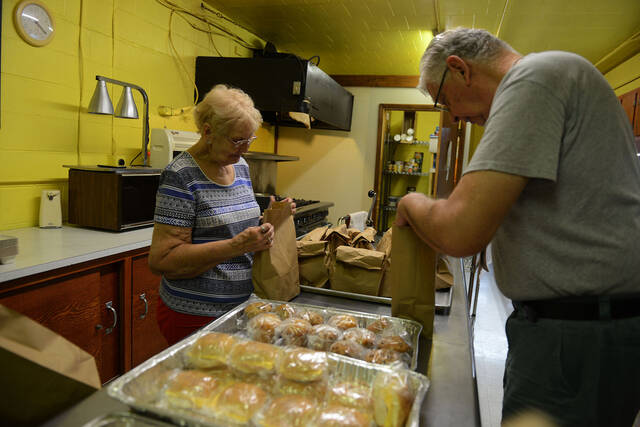 5255778_web1_vnd-KinlochMeals111-072122