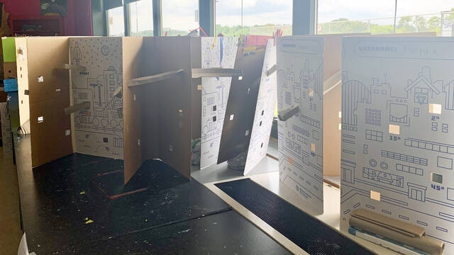 5262257_web1_te-campinvention-0728-3