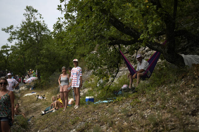 5267777_web1_5267777-7250298e145743528d10facbfc1e222b