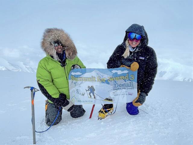5278186_web1_te-sevensummits-080422-4