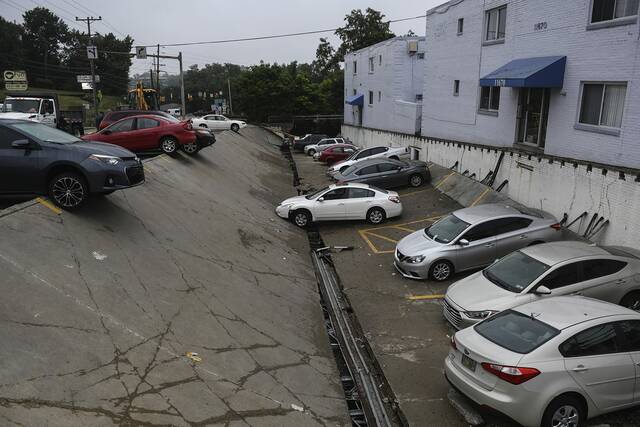 5279705_web1_ptr-parkinglotfolo002-072822