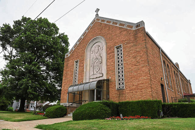 5279803_web1_vnd-churchclosing007-073022