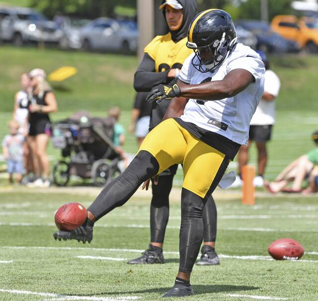 5291367_web1_ptr-Steelers17-073122
