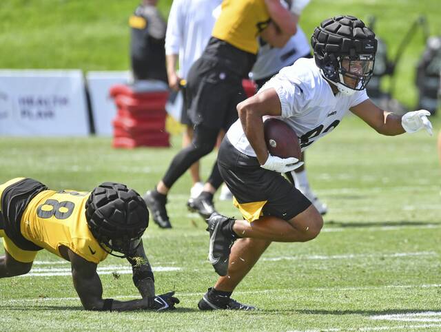 5291367_web1_ptr-Steelers21-073122