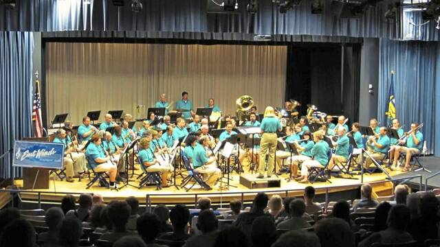 5298724_web1_te-tributeconcert-081122