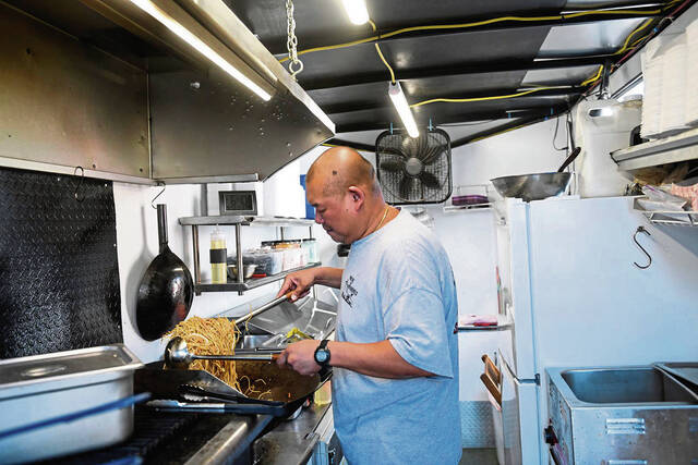 5301899_web1_gtr-foodtrucks001-082222