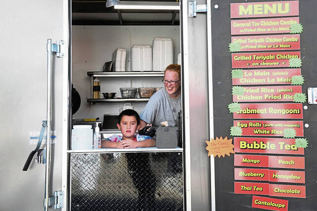 5301899_web1_gtr-foodtrucks003-082222