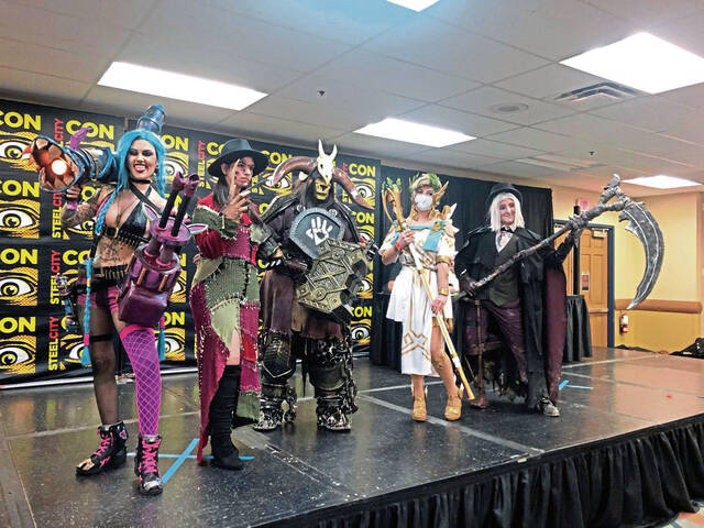 5303268_web1_SH-BWsteelCityCon3-042822