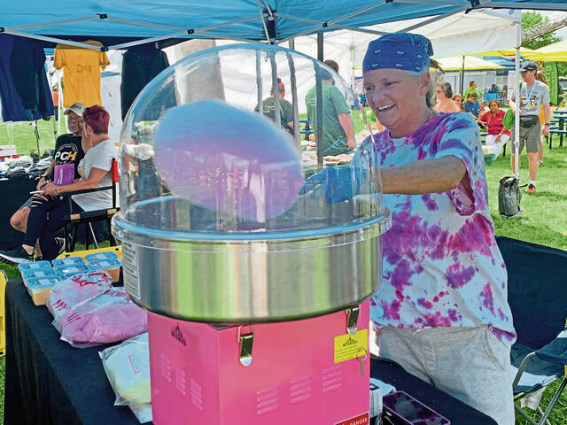 5307072_web1_te-communityday-081122-1