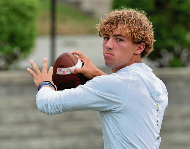 WPIAL Class 6A football breakdown: In tiny field of 5, contenders line up to take shot at Mt. Lebanon