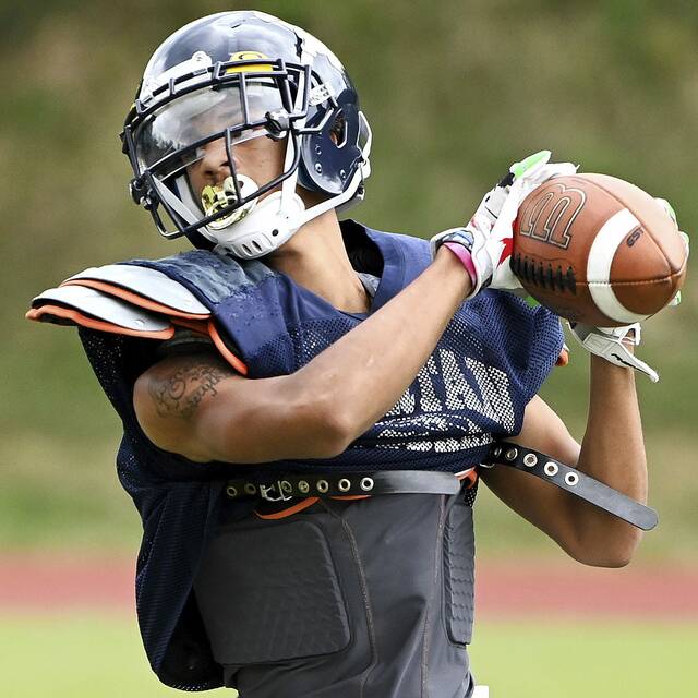 Back in Century Conference, Brentwood looks to return to playoffs