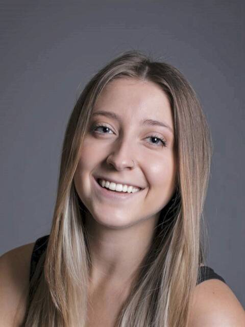 5323626_web1_hj-carolinecollins-081822-2
