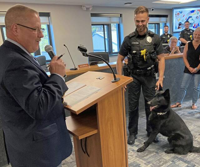 5327225_web1_vnd-ShawPoliceDog-080922
