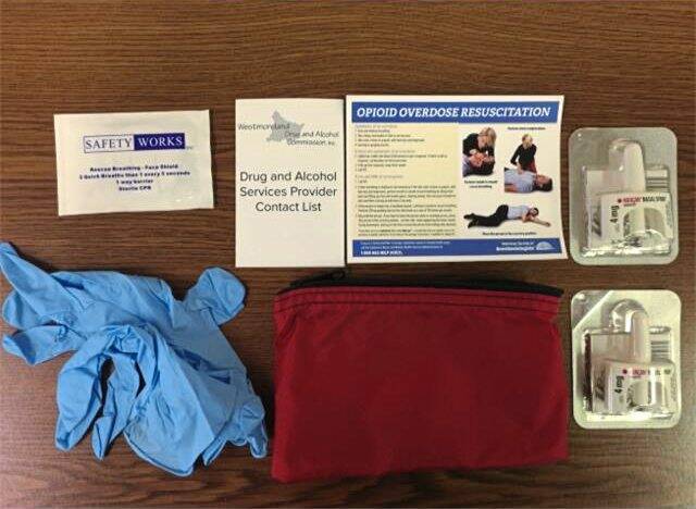 5330370_web1_Narcan-kit