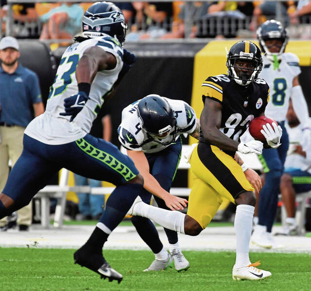 5333497_web1_ptr-Steelers10-081422