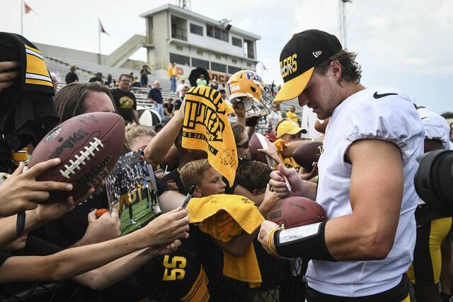 5338659_web1_gtr-lo-stillersfans004-080922