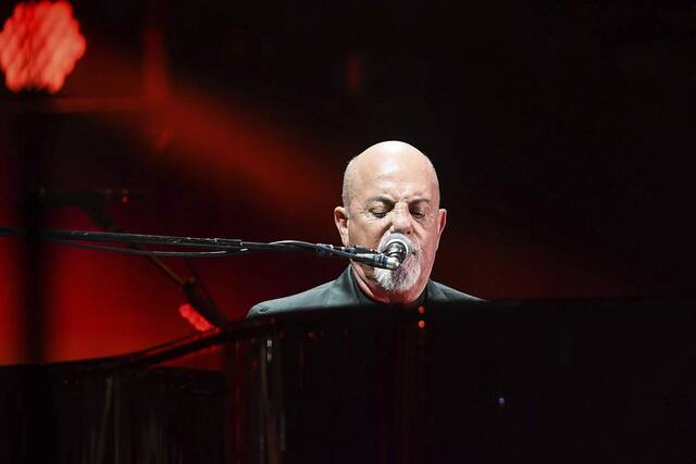 5338659_web1_ptr-BillyJoel006-081222