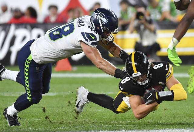 5338659_web1_ptr-Steelers18-081422
