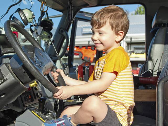 ‘Nice to get them together’: Collier hosts event to meet first responders