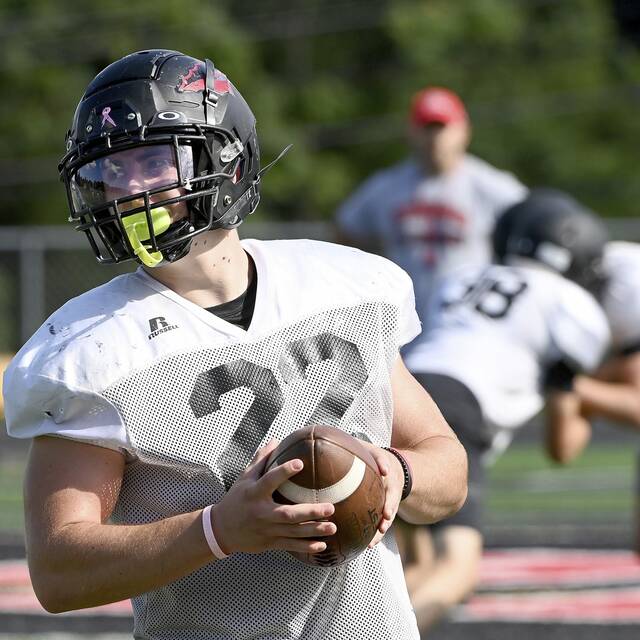 Elizabeth Forward not ready to relinquish top spot in Class 3A Interstate Conference