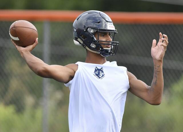 No time to waste as senior quarterback takes reins of Kiski Area offense