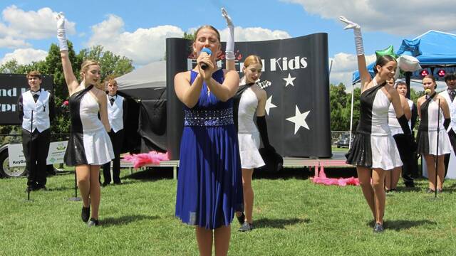 5362572_web1_te-eastendkids-090122-5
