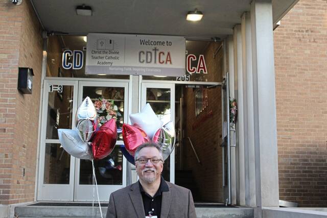 5372618_web1_her-cdtca2-090922