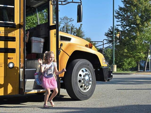 5372626_web1_hj-backtoschool-090122-1