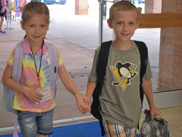 5372626_web1_hj-backtoschool-090122-6