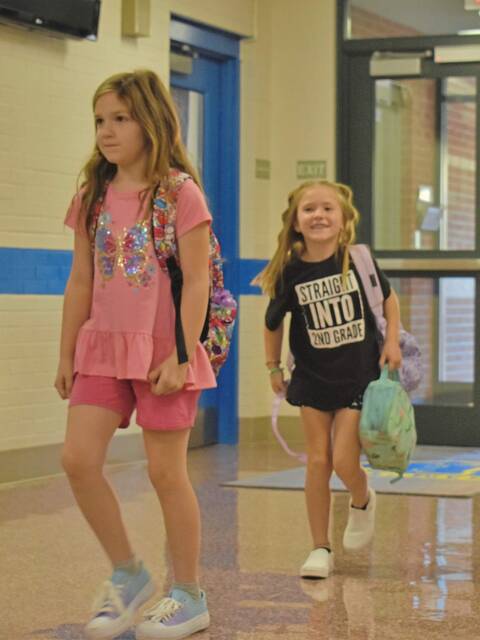 5372626_web1_hj-backtoschool-090122-8