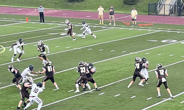 Highlands takes control, tops University Prep in coach’s debut