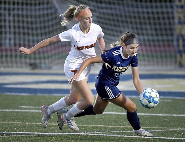 Norwin girls soccer players seek healthier trip through section schedule