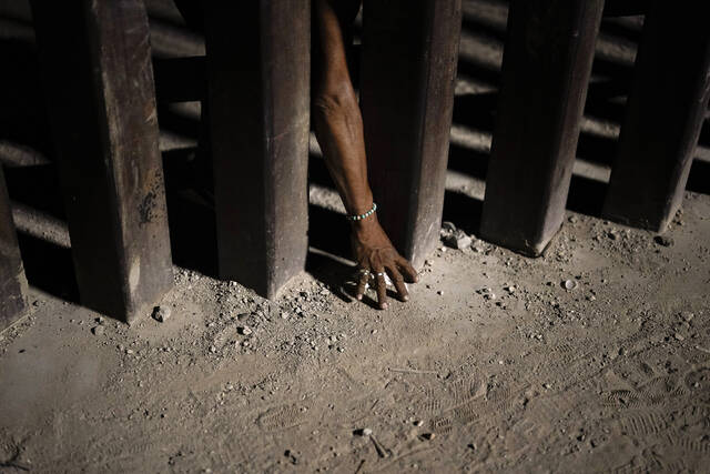 5381993_web1_5381993-d2ab563d4c744b94a213f159550144c4