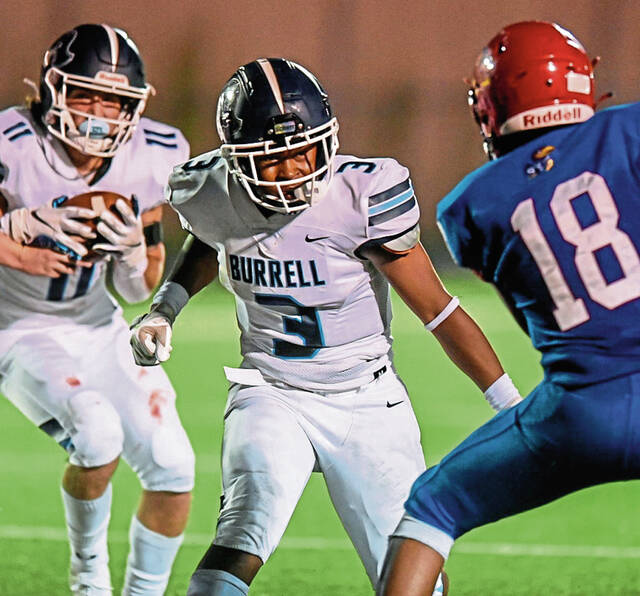 Burrell turns back the clock, brings old-school offense into matchup with Deer Lakes