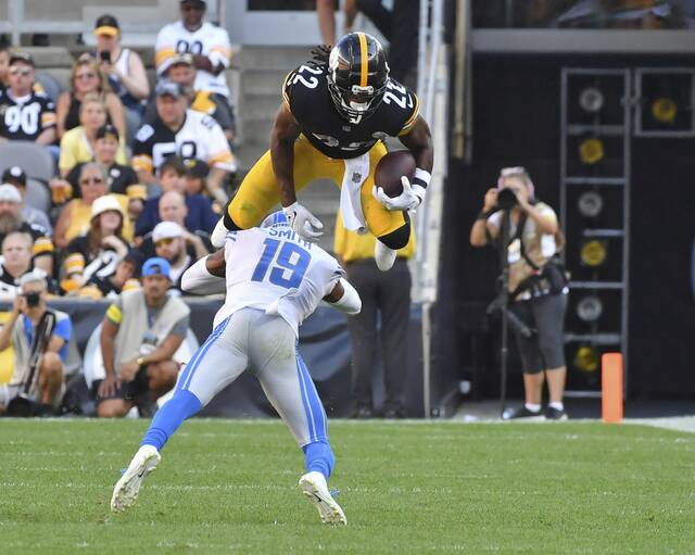 5386711_web1_ptr-Steelers07-082922