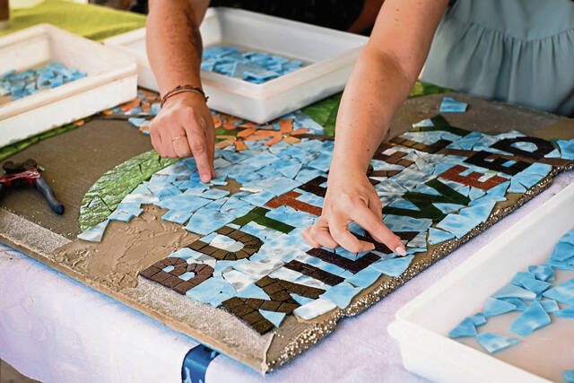 5386994_web1_vnd-lo-trailmosaics004-090122