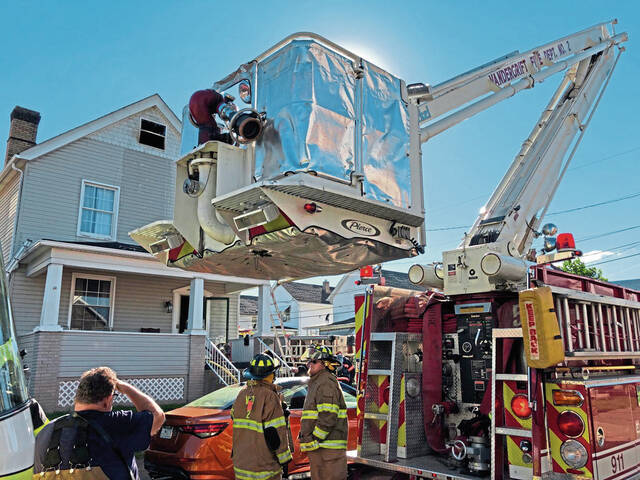 5391950_web1_vnd-walnutstfire-090222
