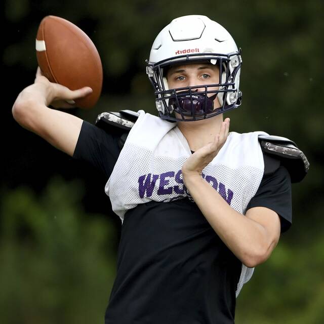High school roundup for Sept. 3, 2022: Xander Lefebvre tosses 4 TD passes for Western Beaver