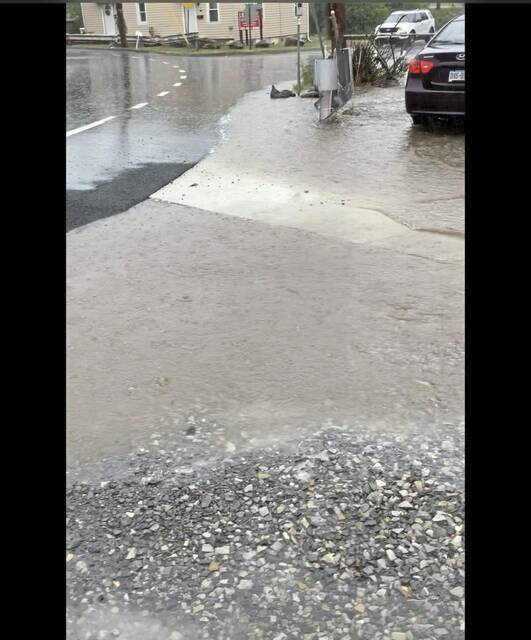 5406770_web1_gtr-MtPleasantFlooding1-090822