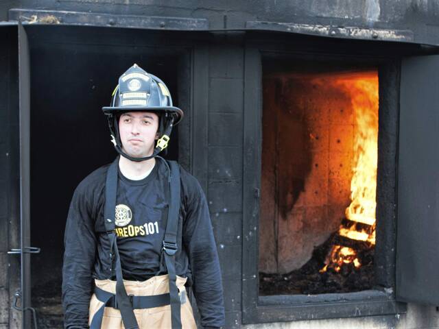 5407443_web1_hj-fireops101-091522-4