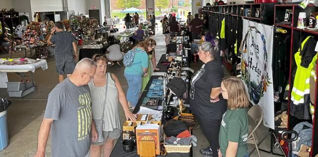 5417380_web1_vnd-burrellarts-091122-11
