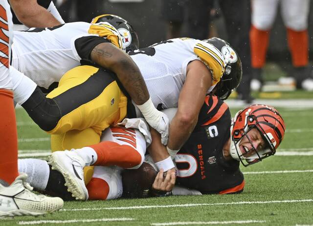 5421827_web1_ptr-Steelers10-091222