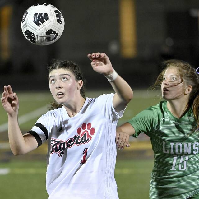 High school roundup for Sept. 14, 2022: Moon scratches out win over South Fayette