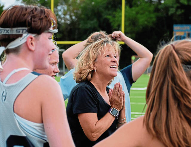 Young Shady Side Academy field hockey team in midst of rebuilding year