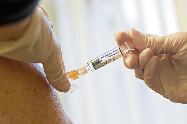 5446996_web1_flu-vaccine-1a93e7f8-cb2f-11e8-a360-85875bac0b1f